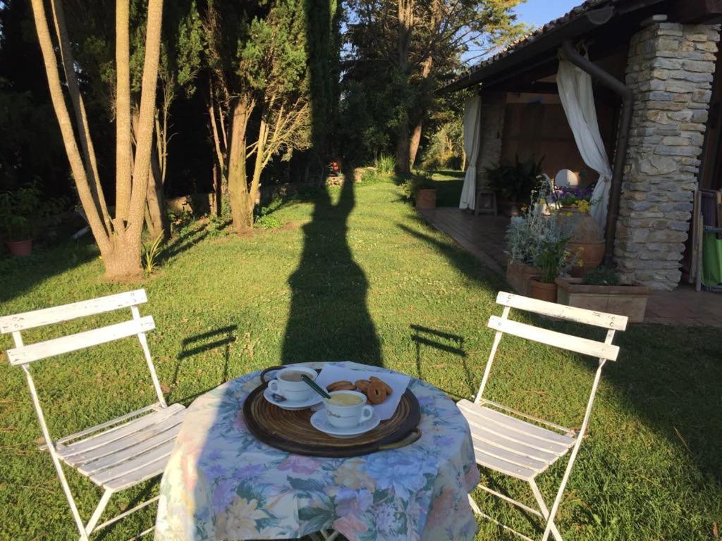 Bed and Breakfast Casale Sant'Elia à Capranica Extérieur photo