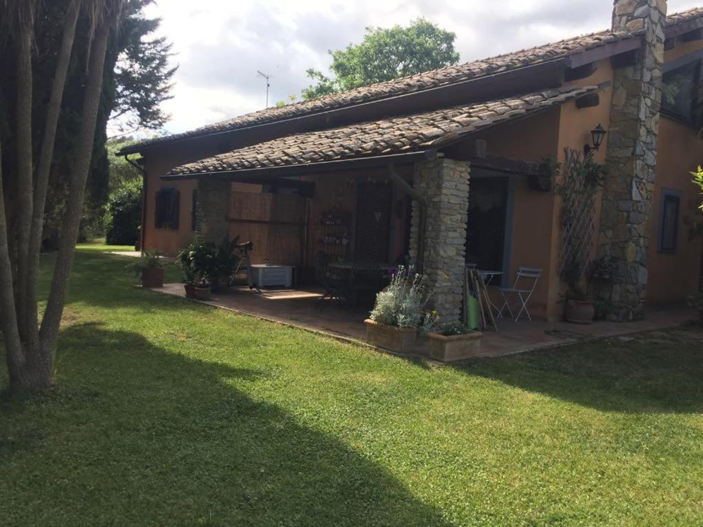Bed and Breakfast Casale Sant'Elia à Capranica Extérieur photo